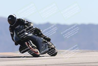 media/Oct-13-2025-Moto Forza (Mon) [[a66d839500]]/3-B Group/Session 4 (Turn 9)/